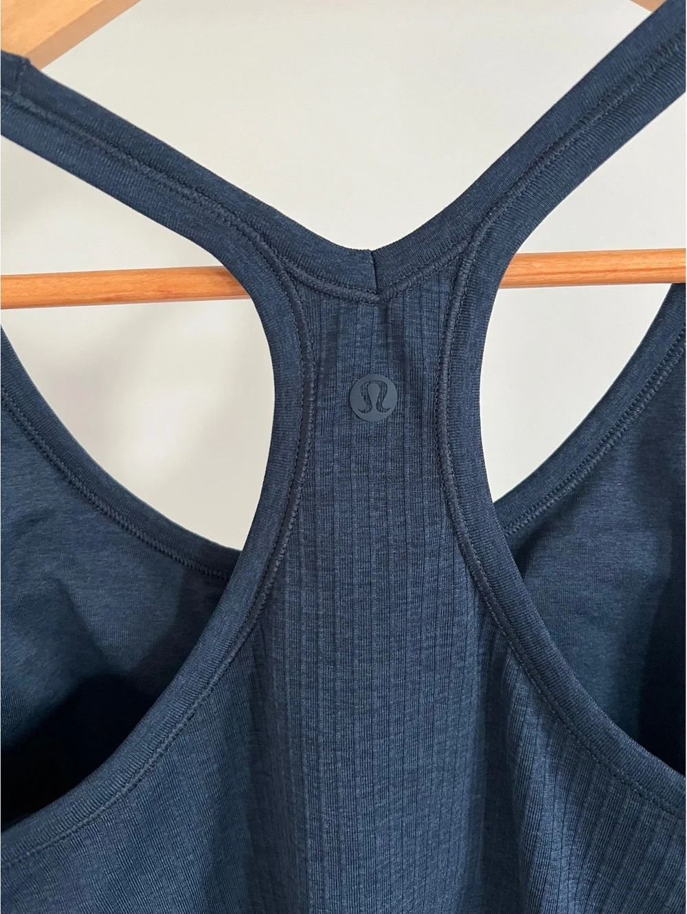 Lululemon Ribbed Racerback Tank Top Built-In Bra Navy Blue Size 10